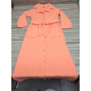 Vintage 60's/70's peachy orange Fleece Robe/ Housecoat nightgown Sz Medium